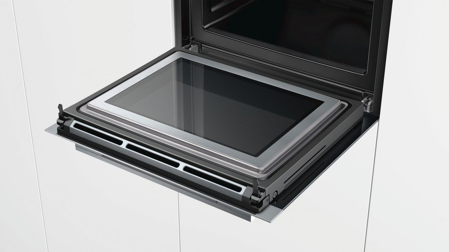 iQ700 Single Oven With Microwave | HM678G4S6B