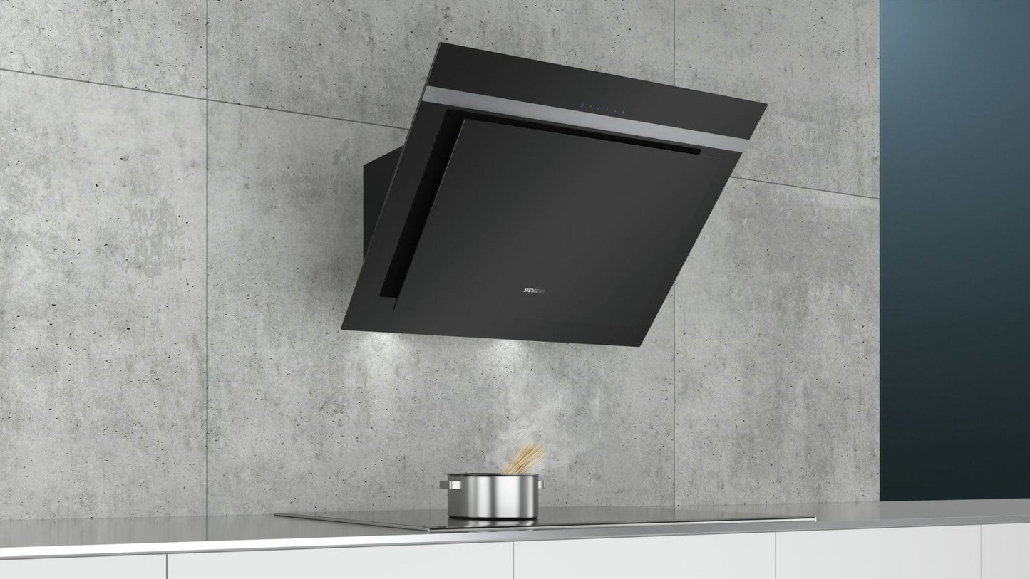 iQ300 80cm Angled Hood | LC87KHM60B