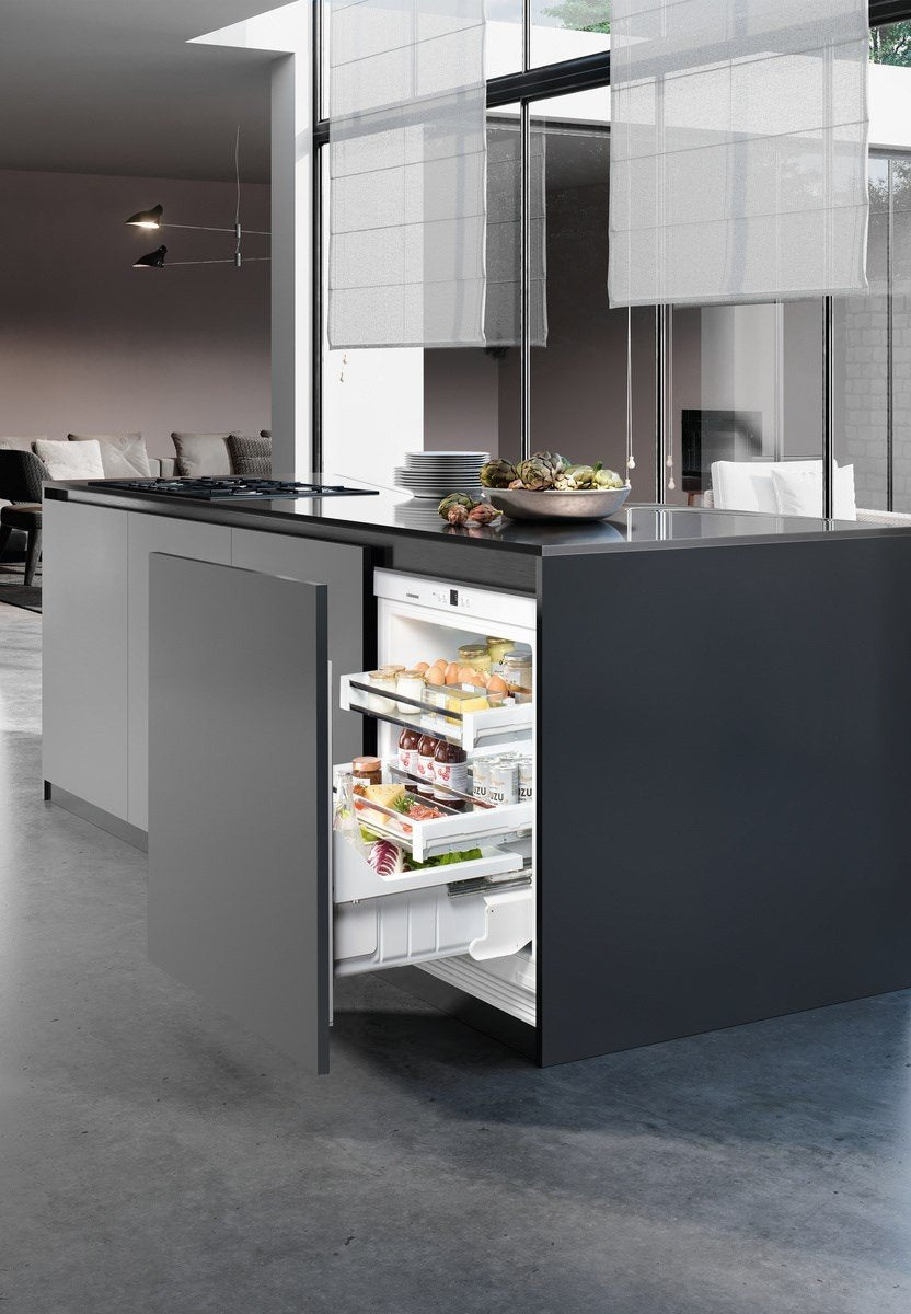 Integrated Under Counter Premium Fridge | UIKo 1550