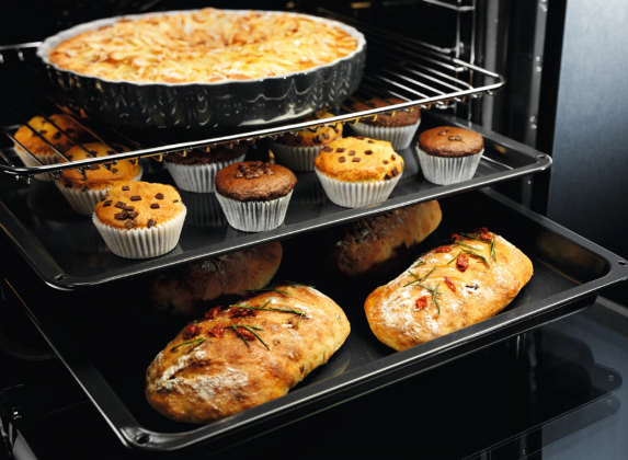 Single Oven With 600 SurroundCook® | KOFEH40X