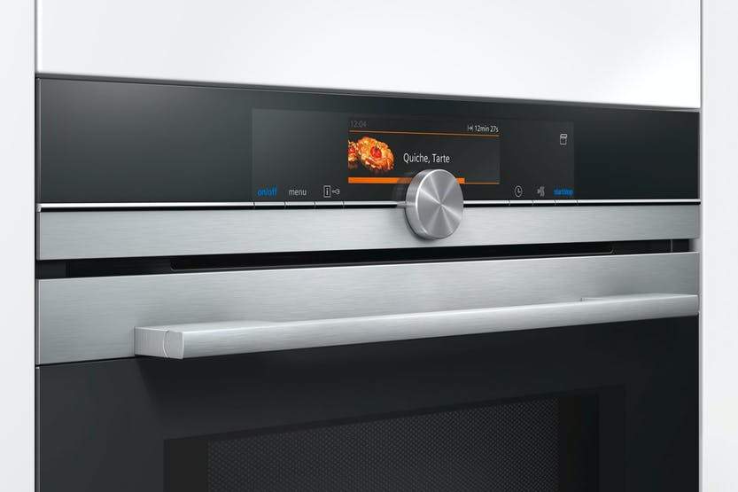 iQ700 Built-in Oven with Added Steam & Microwave | Stainless steel | HN678GES6B