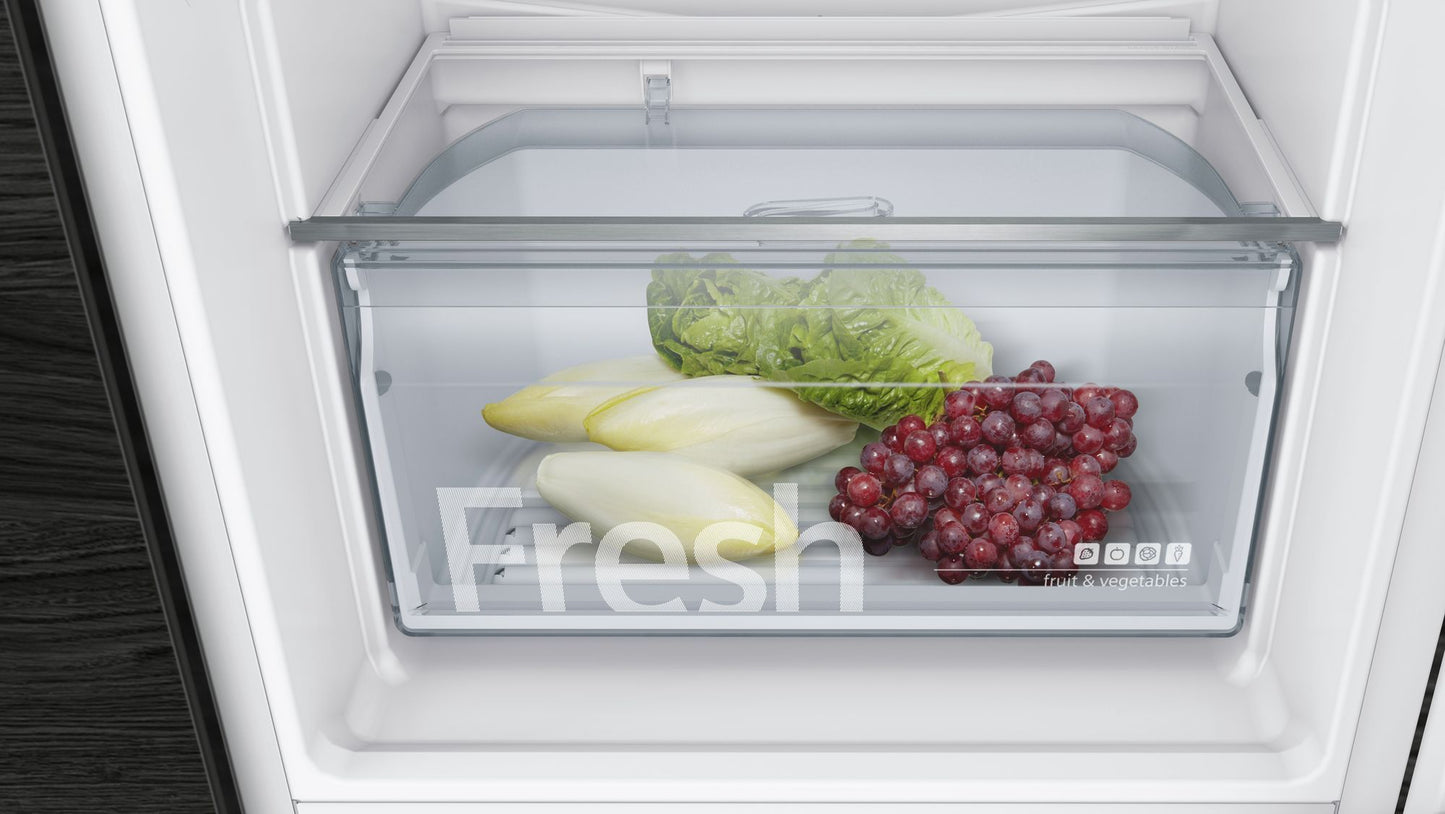iQ300 Integrated Fridge Freezer 177cm (H) | KI86NVF30G