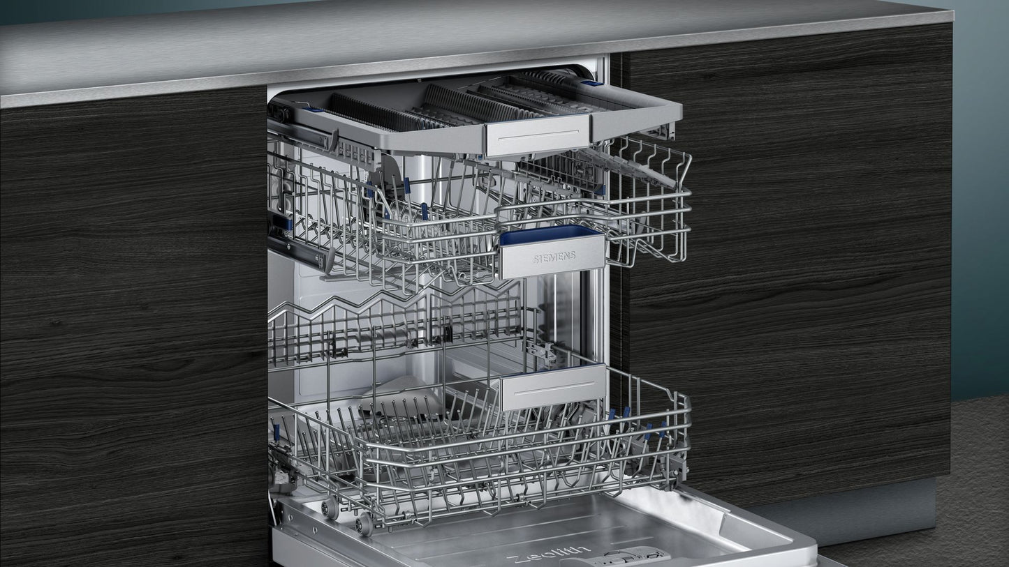 iQ700 Fully-Integrated Dishwasher |  SN678D06TG