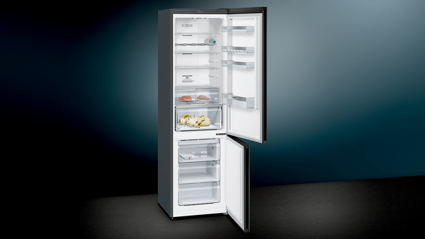 iQ300 Fridge Freezer 203cm (H) | Black stainless steel |  KG39N7XEDG