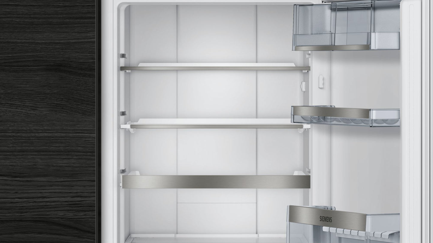 iQ700 Integrated Fridge Freezer 177cm (H) | KI87FPF30
