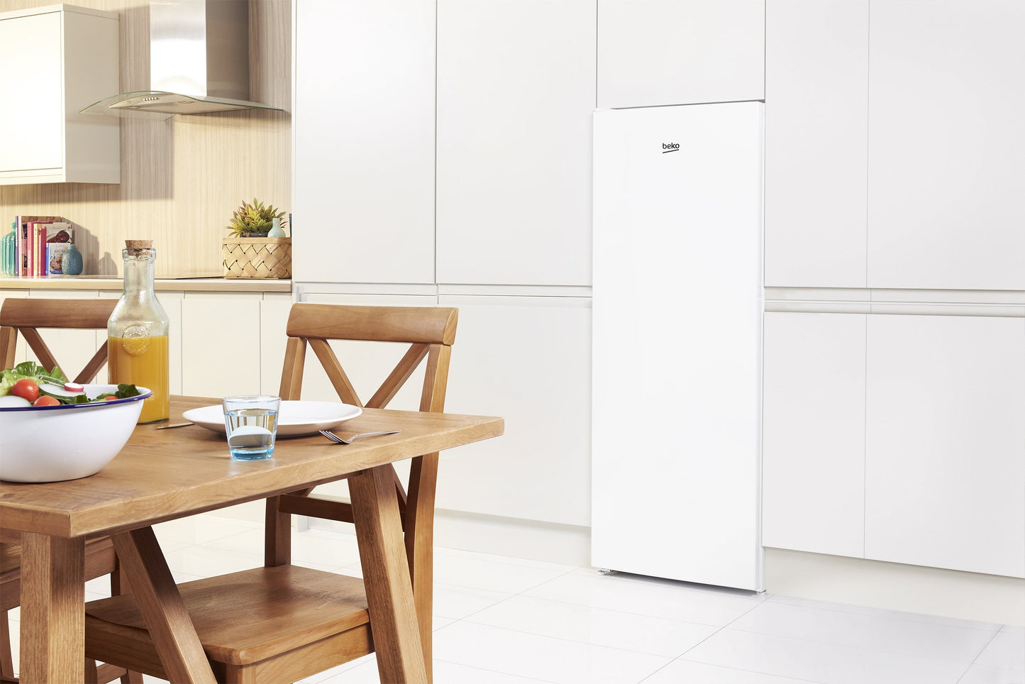 Tall Freezer Frost Free, 146cm (H) in White | FFG1545W