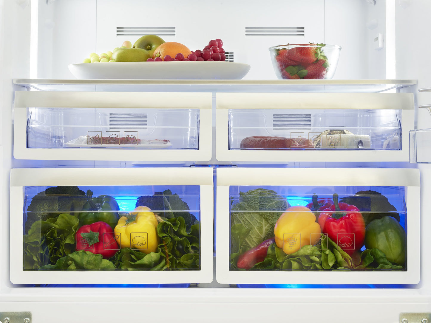 American Style Fridge Freezer with Water & Ice Dispenser, 183cm (H) in S/Steel | GNE60520DX