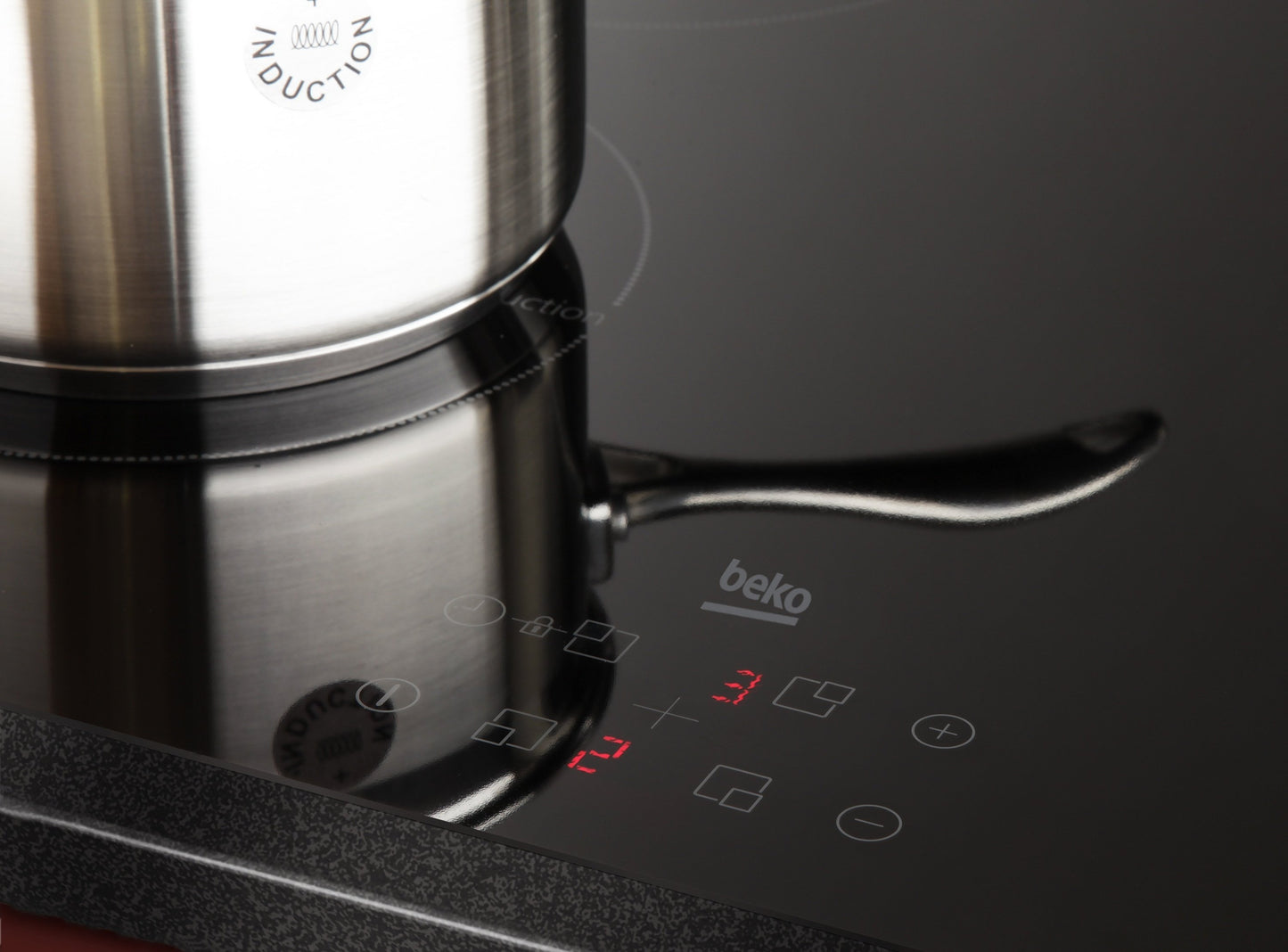 60cm Built-In Induction Hob in Black Glass | HII64400MT