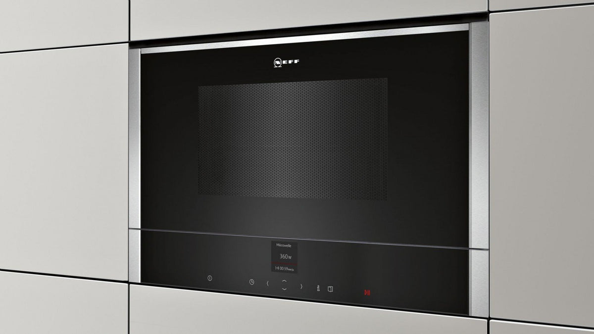Micro-ondes encastrable, 900 watts | C17WR00N0B (porte battante à gauche)