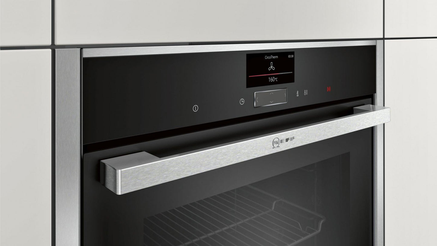 Compact 45cm Built-In Oven With CircoTherm | C27CS22H0B