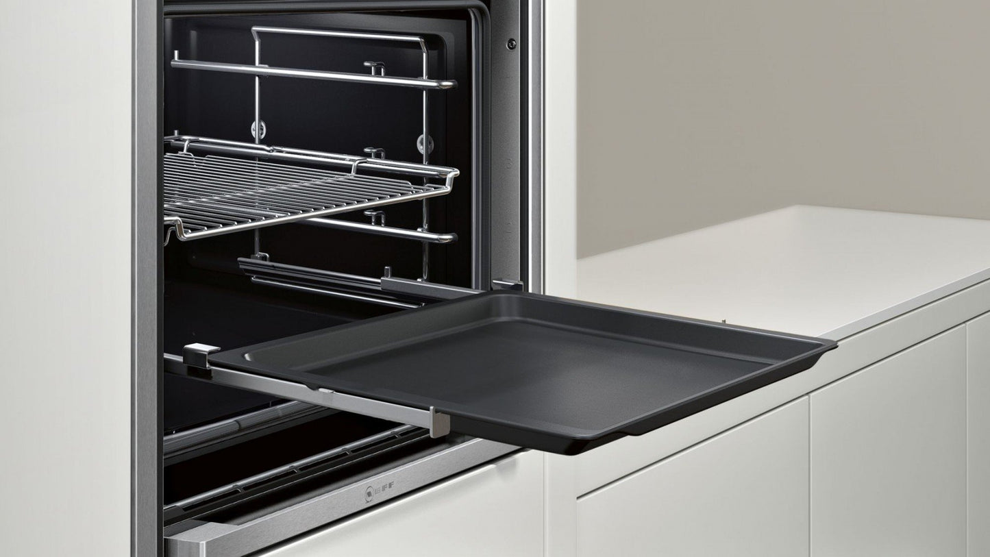 Built-in Single Oven Slide&Hide with CircoTherm | B57CS24H0B