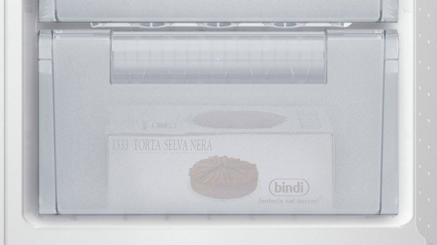 iQ100 Integrated Fridge Freezer 177cm (H) | KI38VX22GB