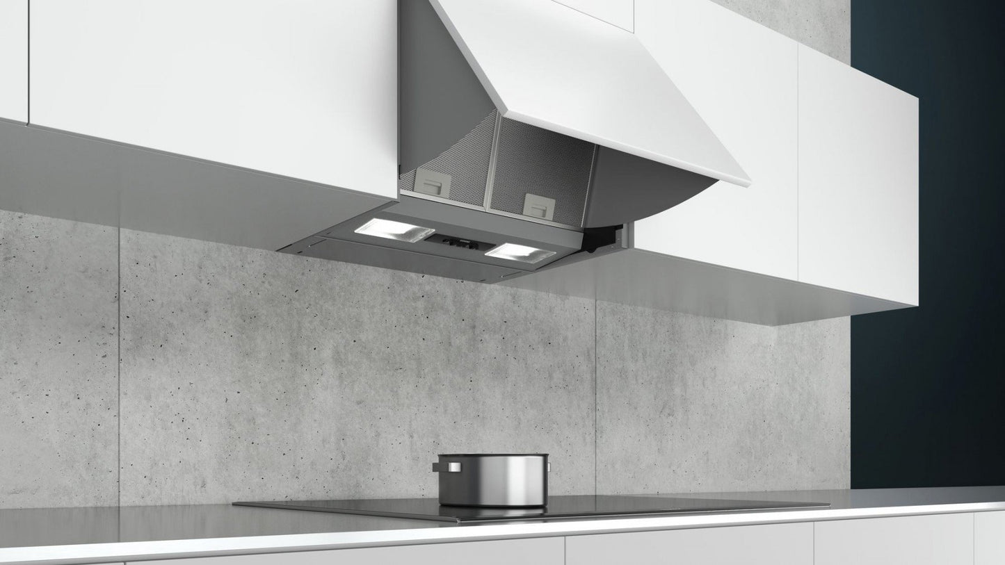 iQ100 60cm Integrated Chimney Extractor Hood | LE66MAC00B