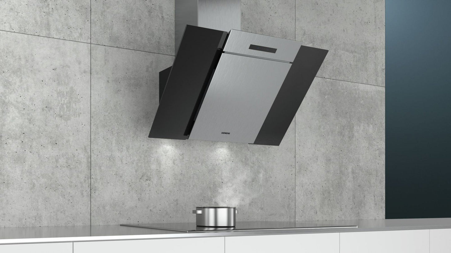 iQ300 80cm Angled Glass Design Chimney Hood | LC87KBM60B