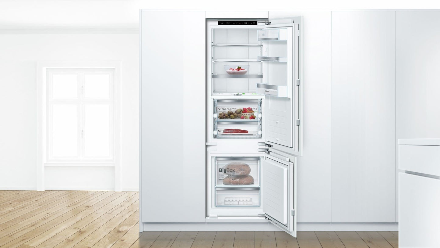 Built-In Fridge-Freezer (H)177.2 x 55.8 cm | KIF87PF30
